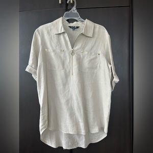 100% linen Ellen Tracy Women Blouse. Size Medium.